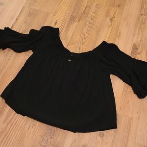 Off-the-shoulder top